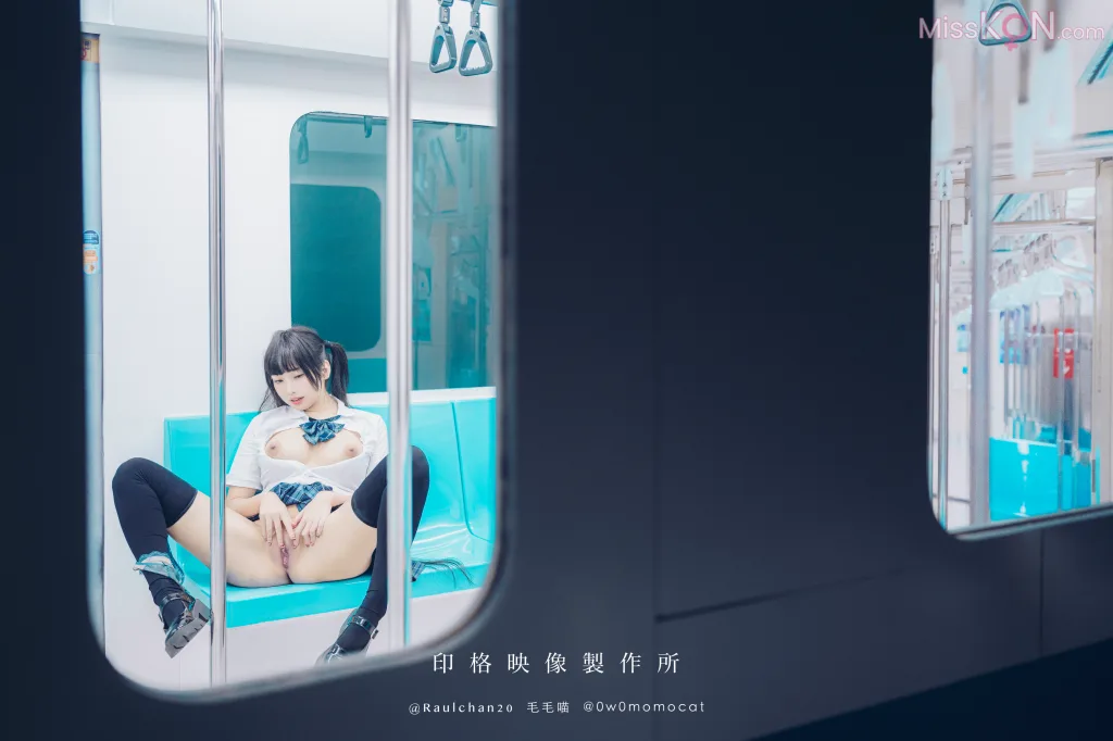 Coser@慕慕Momo: 電車通學少女完整版 (64 photos ) 3 Coser@慕慕Momo: 電車通學少女完整版 (64 photos ) 3