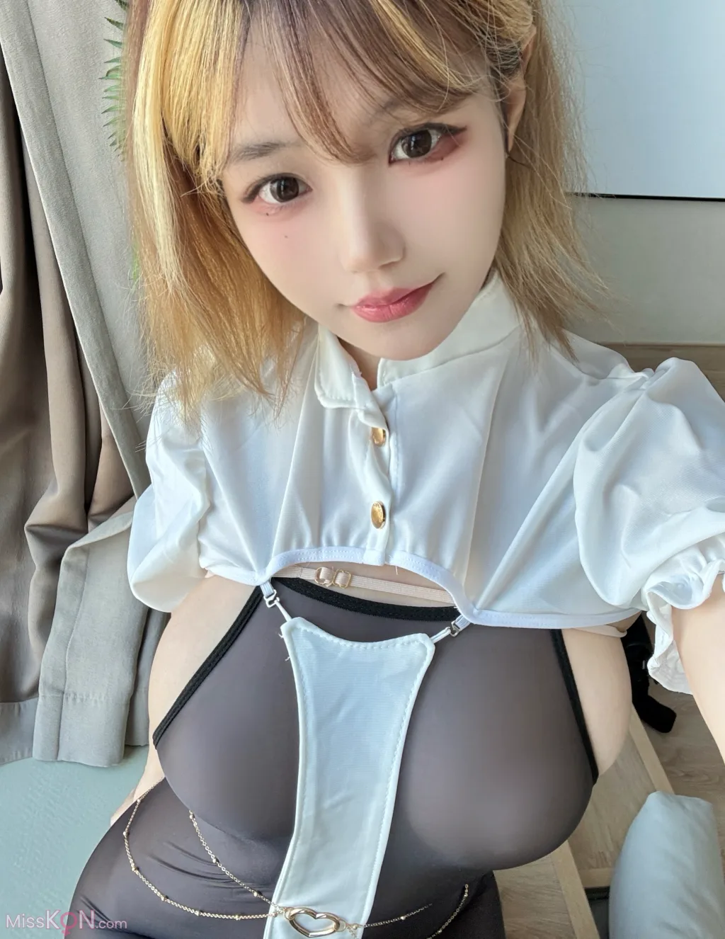 Coser@小仓千代w: 2024年11月Fantia会员合集 (120 photos ) 