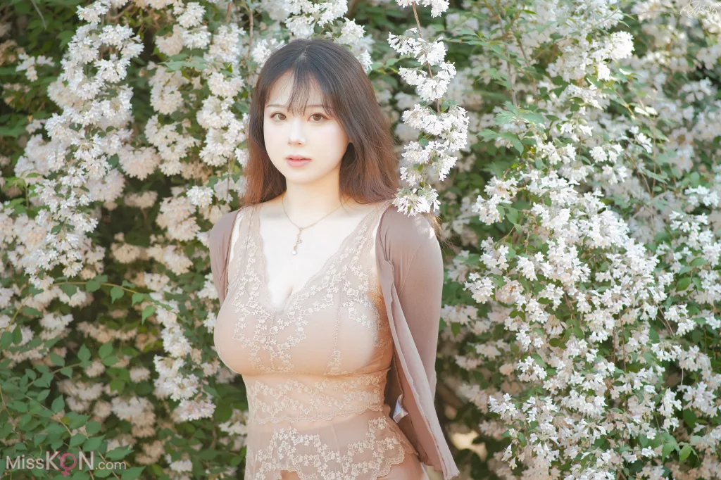 Coser@皮皮奶可可爱了啦: 猥实人妻 (54 photos) 