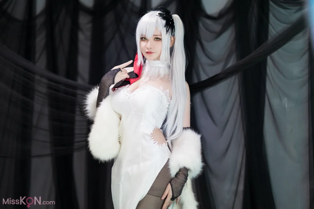 Coser@前羽_rr: 碧蓝航线 德雷克 (41 photos) 