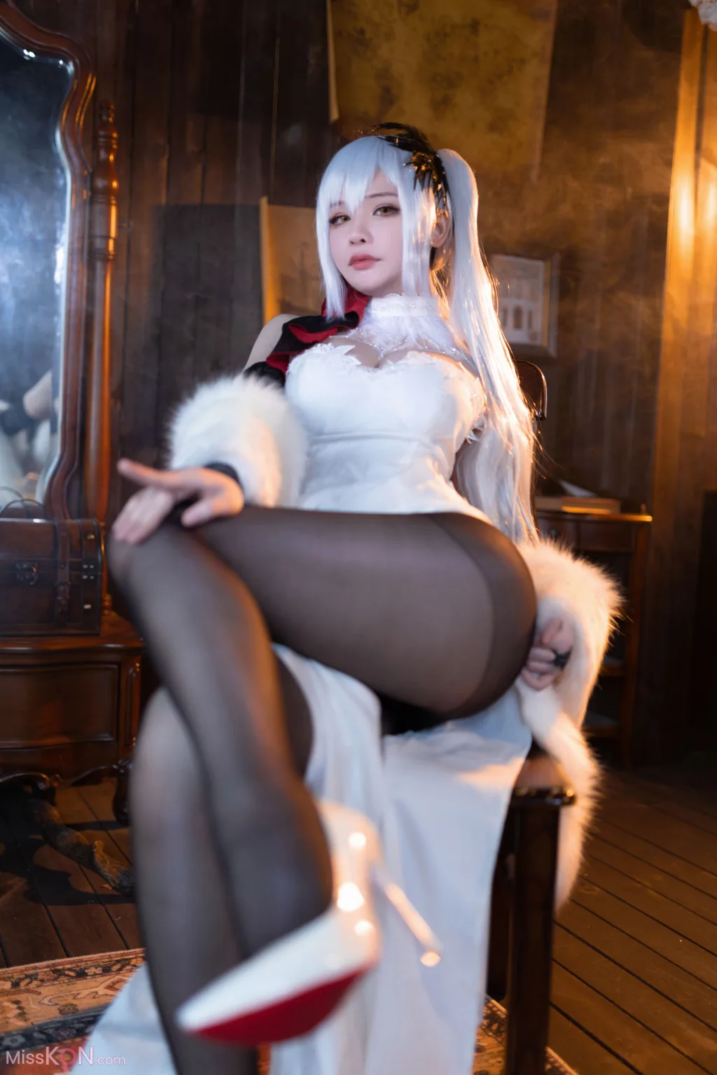 Coser@前羽_rr: 碧蓝航线 德雷克 (41 photos) 16 Coser@前羽_rr: 碧蓝航线 德雷克 (41 photos) 16