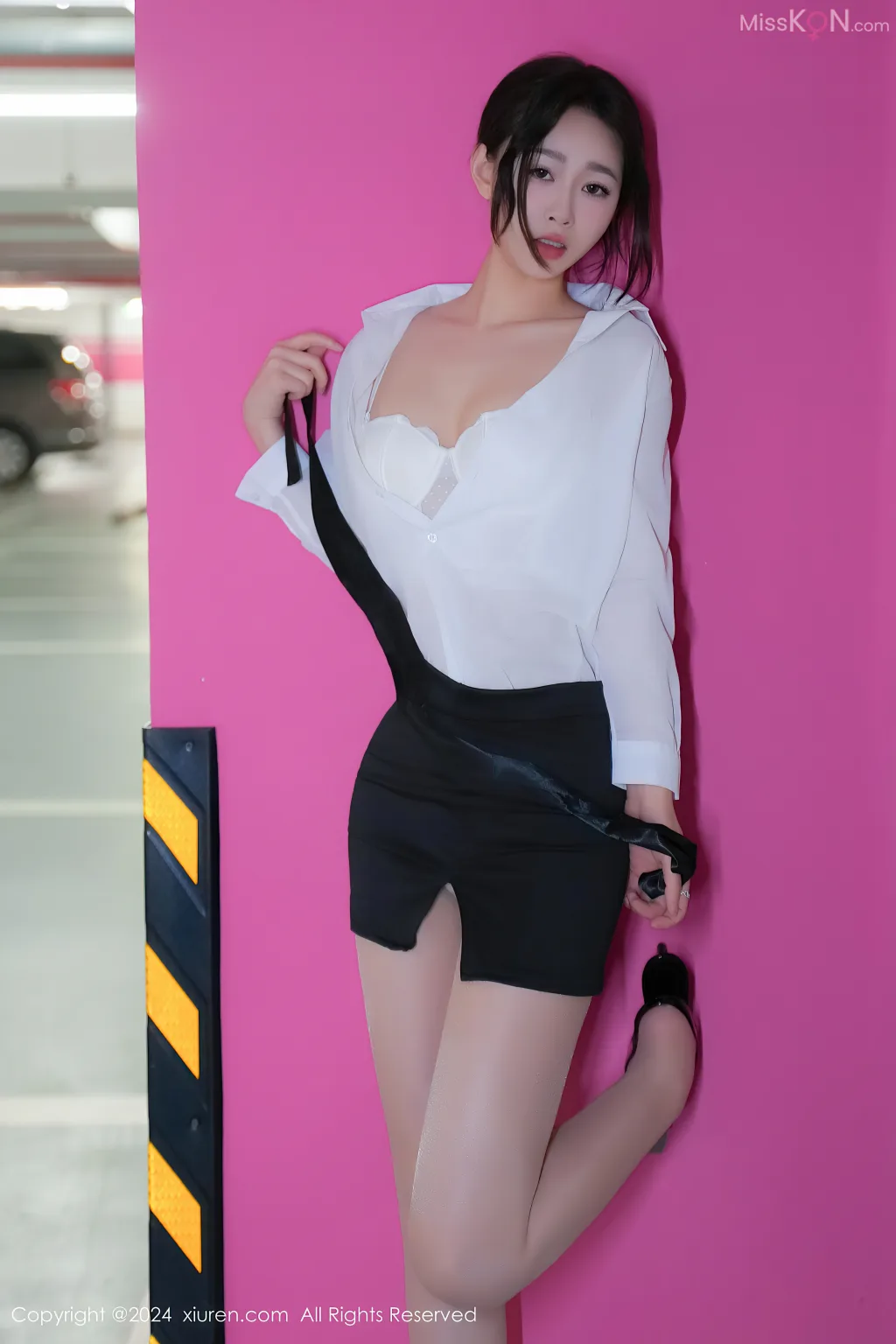 XIUREN No.8606 – 8615 (831 photos) 2 XIUREN No.8606 – 8615 (831 photos) 2