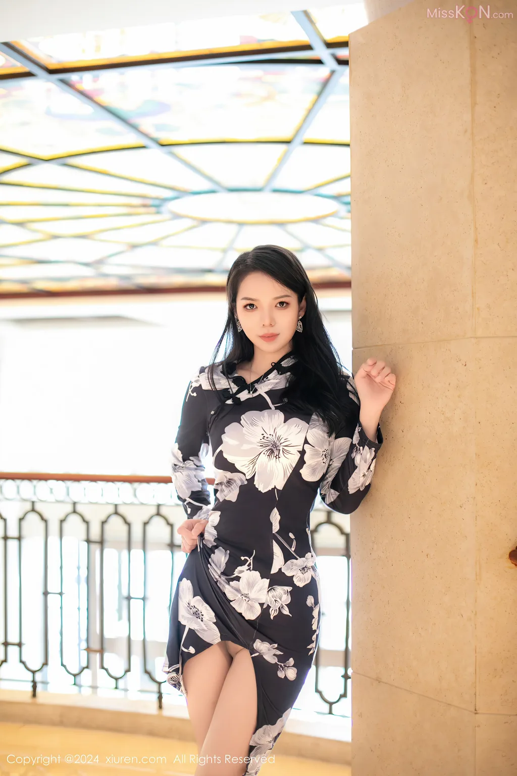 XIUREN No.8676 – 8685 (810 photos) 5 XIUREN No.8676 – 8685 (810 photos) 5