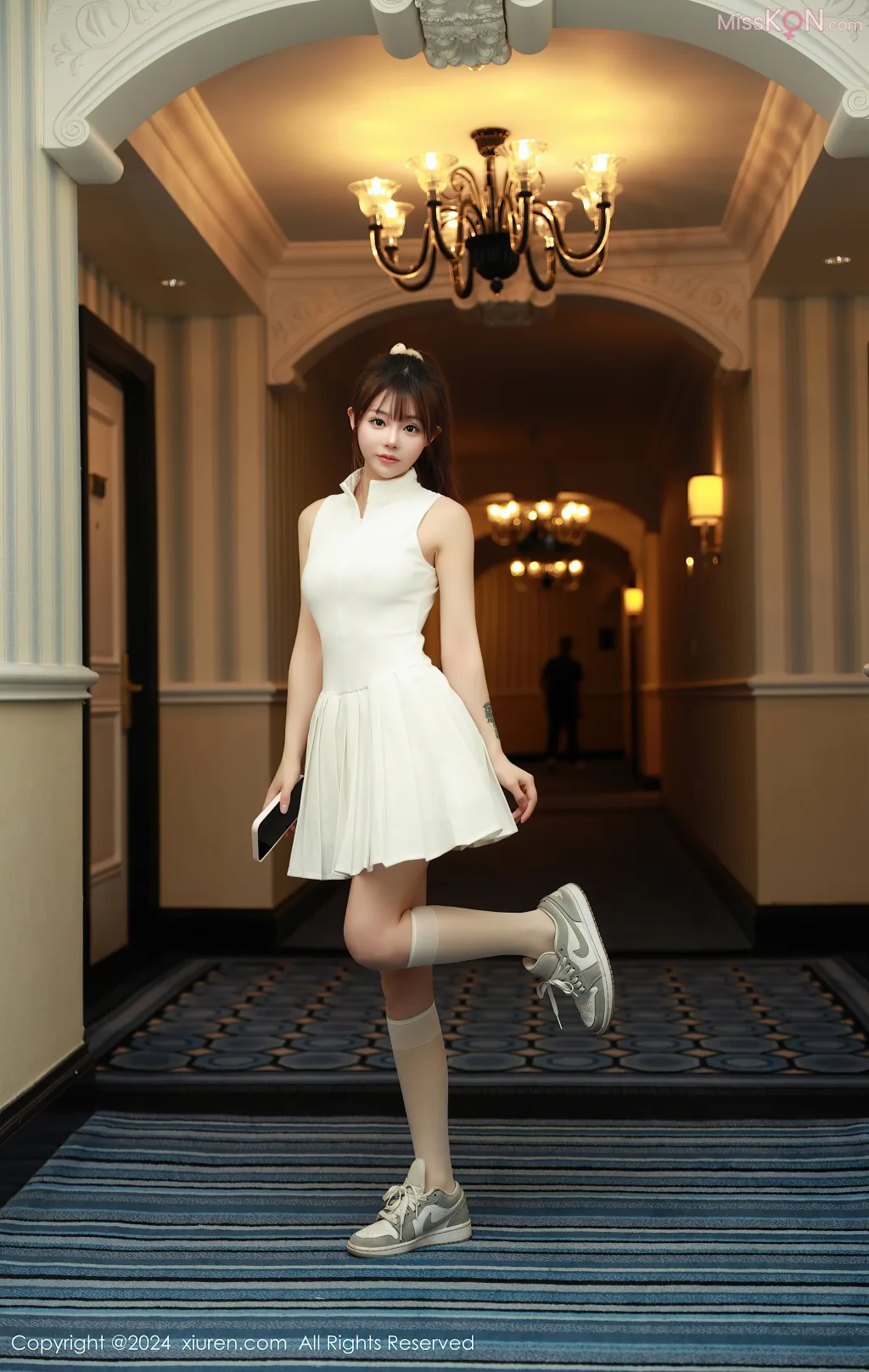XIUREN No.8676 – 8685 (810 photos) 4 XIUREN No.8676 – 8685 (810 photos) 4