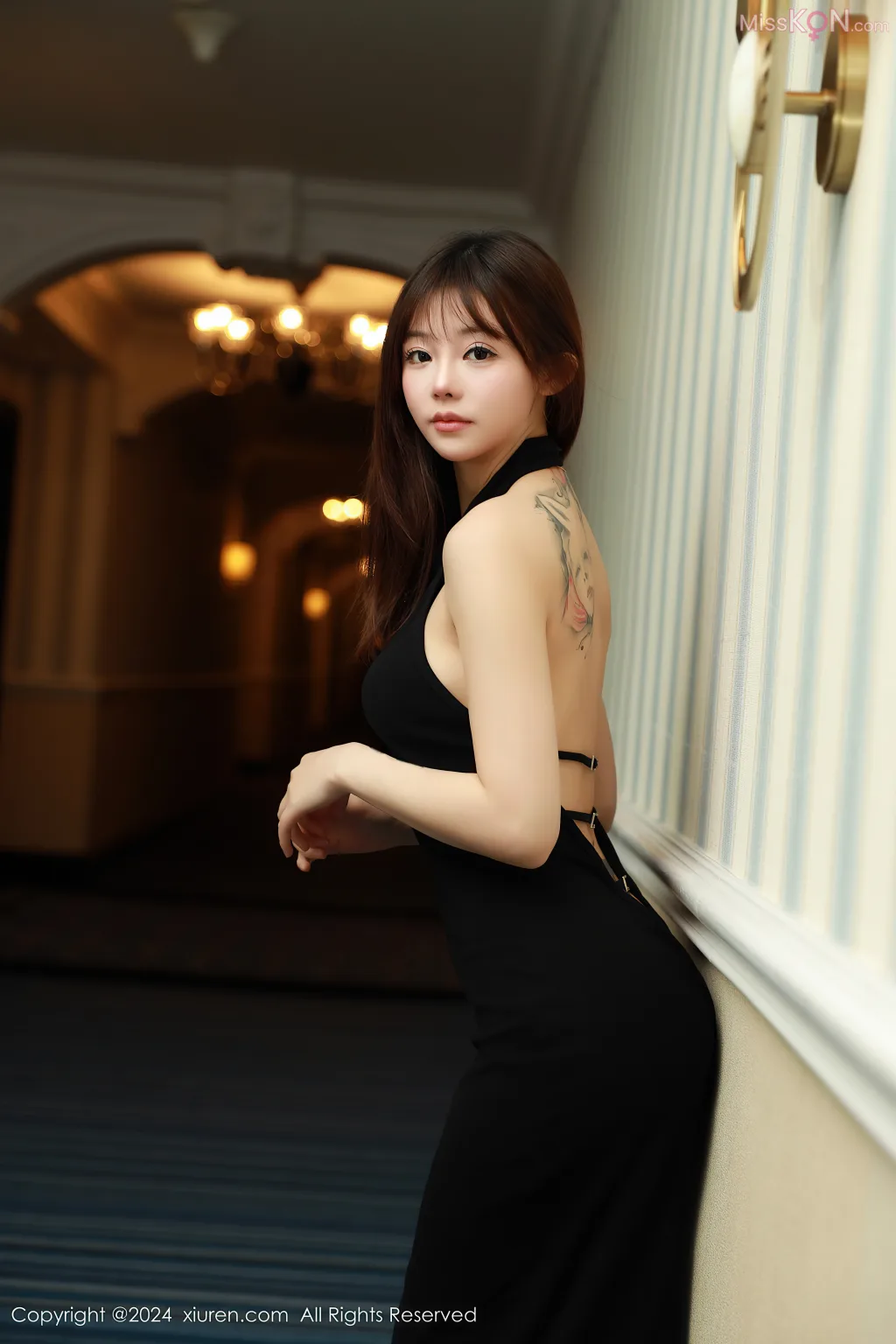 XIUREN No.8676 – 8685 (810 photos) 18 XIUREN No.8676 – 8685 (810 photos) 18