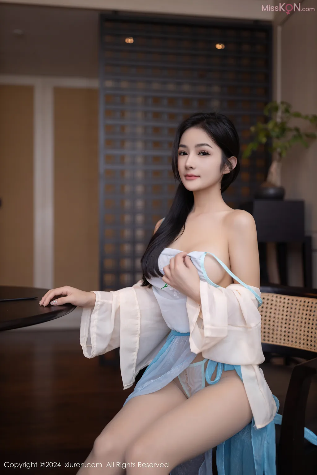 XIUREN No.8686 – 8695 (842 photos) 15 XIUREN No.8686 – 8695 (842 photos) 15