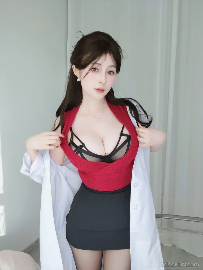 Coser@白银81: 2024年02月会员合集(26套) (329 photos ) 2 Coser@白银81: 2024年02月会员合集(26套) (329 photos ) 2