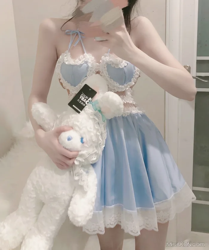 Coser@pprosemary: 白虎一线天 jk少女福利姬 (160 photos ) 4 Coser@pprosemary: 白虎一线天 jk少女福利姬 (160 photos ) 4