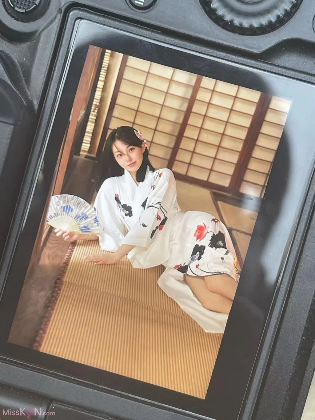 橘猫juju: 顶级小美女 黑色蕾丝下的神秘诱惑 (90 photos ) 15 橘猫juju: 顶级小美女 黑色蕾丝下的神秘诱惑 (90 photos ) 15