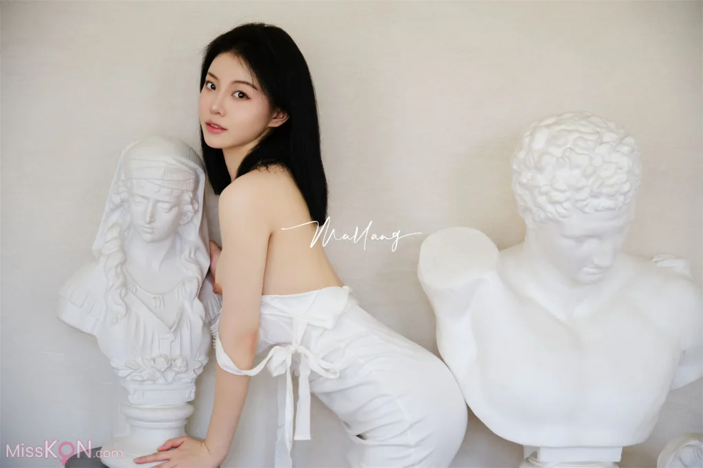 橘猫juju: 顶级小美女 黑色蕾丝下的神秘诱惑 (90 photos ) 3 橘猫juju: 顶级小美女 黑色蕾丝下的神秘诱惑 (90 photos ) 3