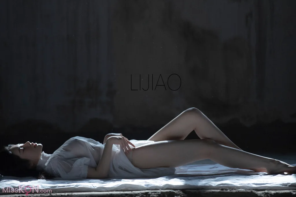 LIJIAO李娇 Vol.013: 情色唯美露脸极品女体艺术私拍 (53 photos) 15 LIJIAO李娇 Vol.013: 情色唯美露脸极品女体艺术私拍 (53 photos) 15