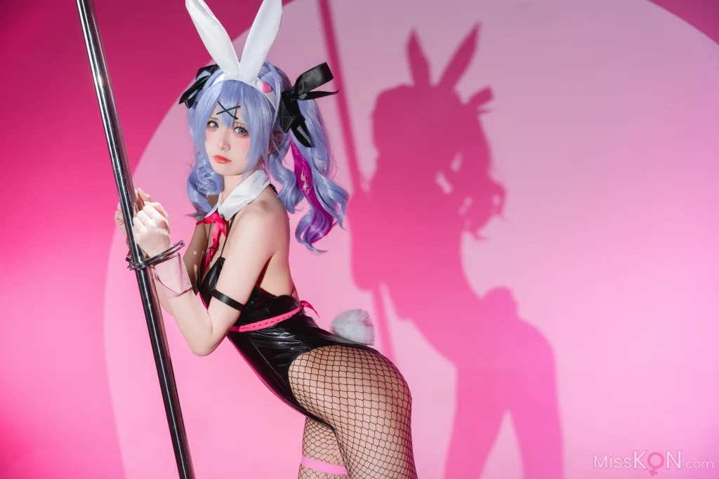 Coser@九柒喵: 初音兔子洞 (26 photos)