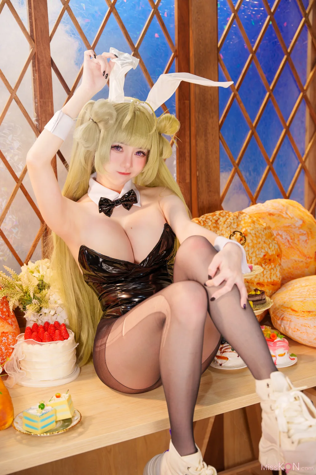 Coser@Sally多啦雪 (Sally Dorasnow): 胜利女神：妮姬 – 索达 (43 photos)