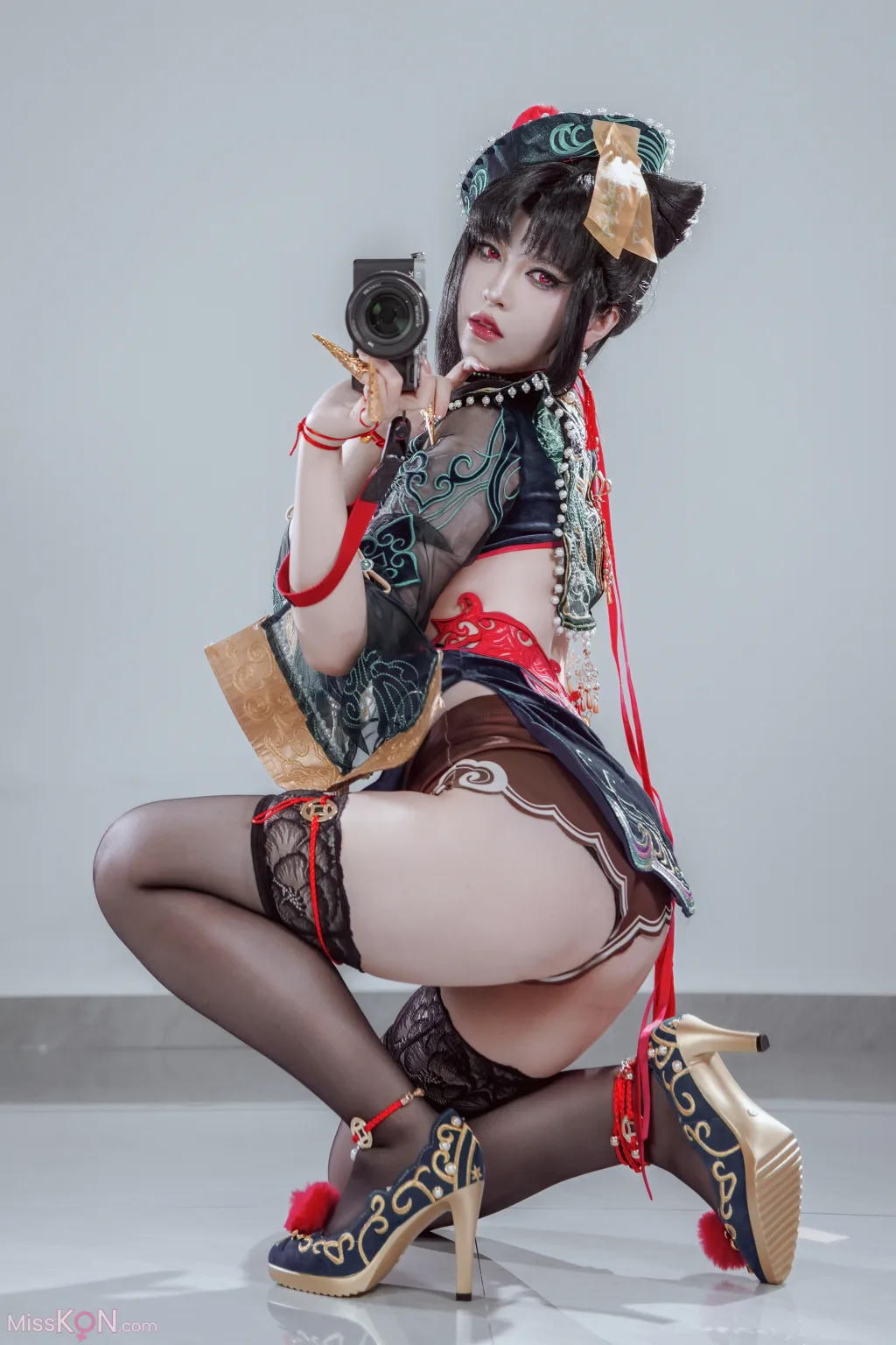 Coser@半半子: 玉玲珑僵尸娘 (24 photos )