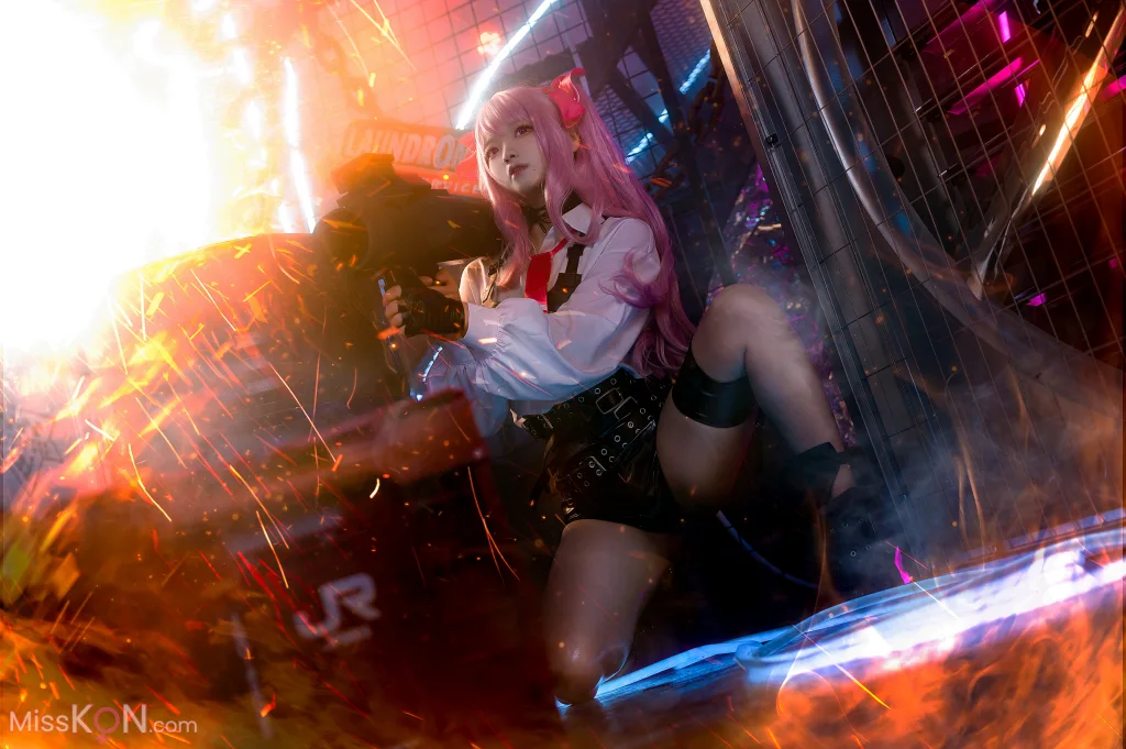 Coser@伊喵君: Nikke胜利女神 尤妮 (34 photos) 1 Coser@伊喵君: Nikke胜利女神 尤妮 (34 photos) 1