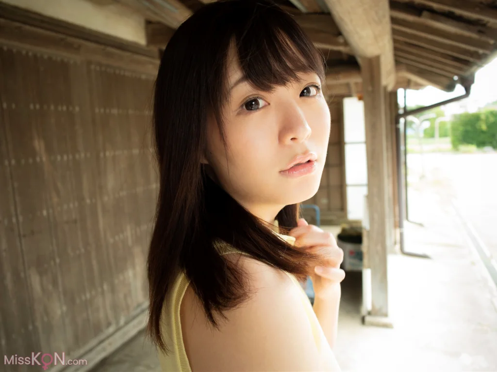 [JP] Hinata Hikage (日向ひかげ): あの夏をおいかけて (31 photos)