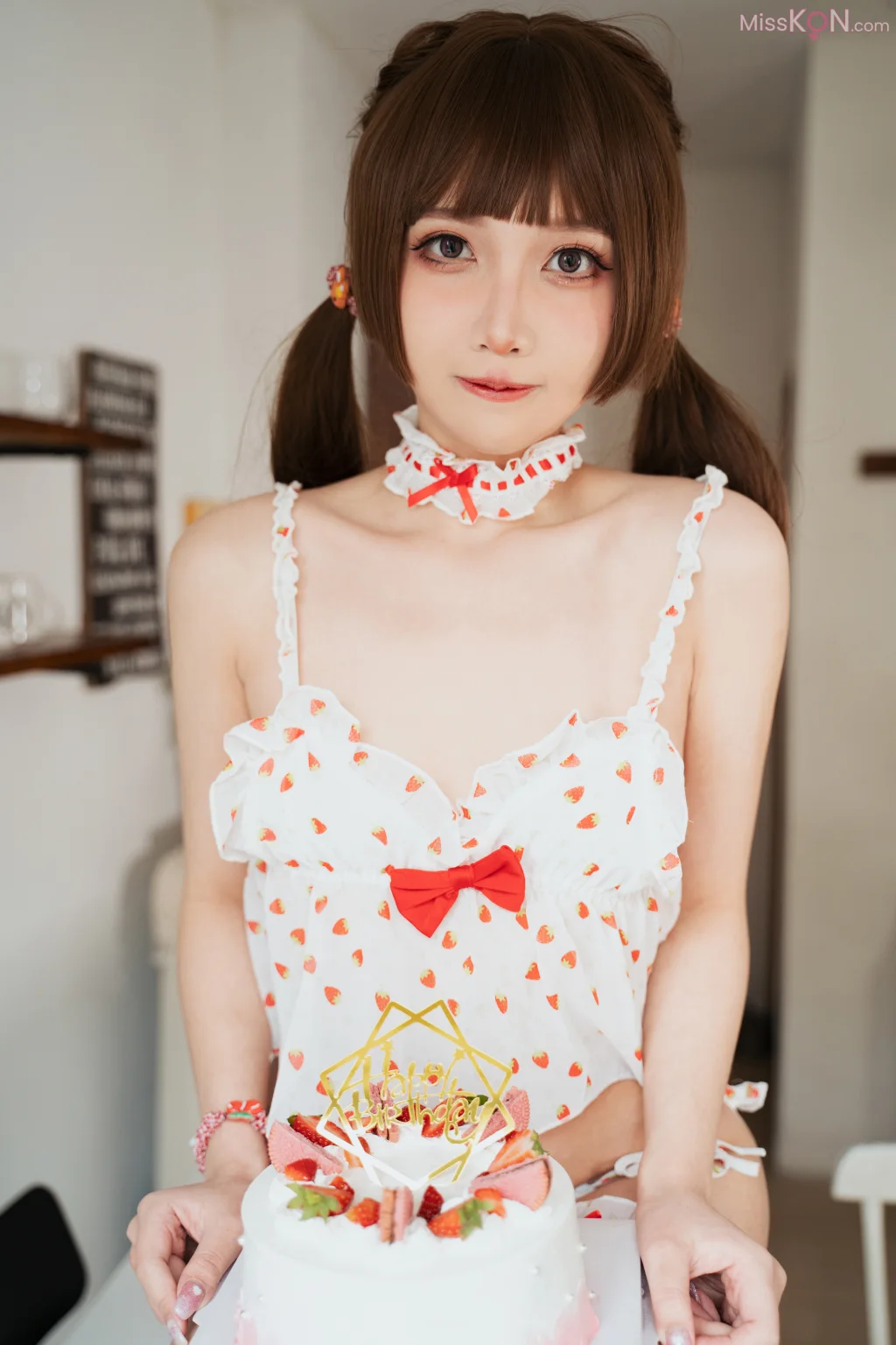 Coser@小和甜酒: 白天鹅外卖 (93 photos) 15 Coser@小和甜酒: 白天鹅外卖 (93 photos) 15