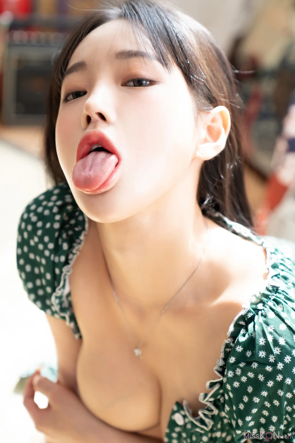 Leeae (이아이): Hot Vacation (31 photos) 