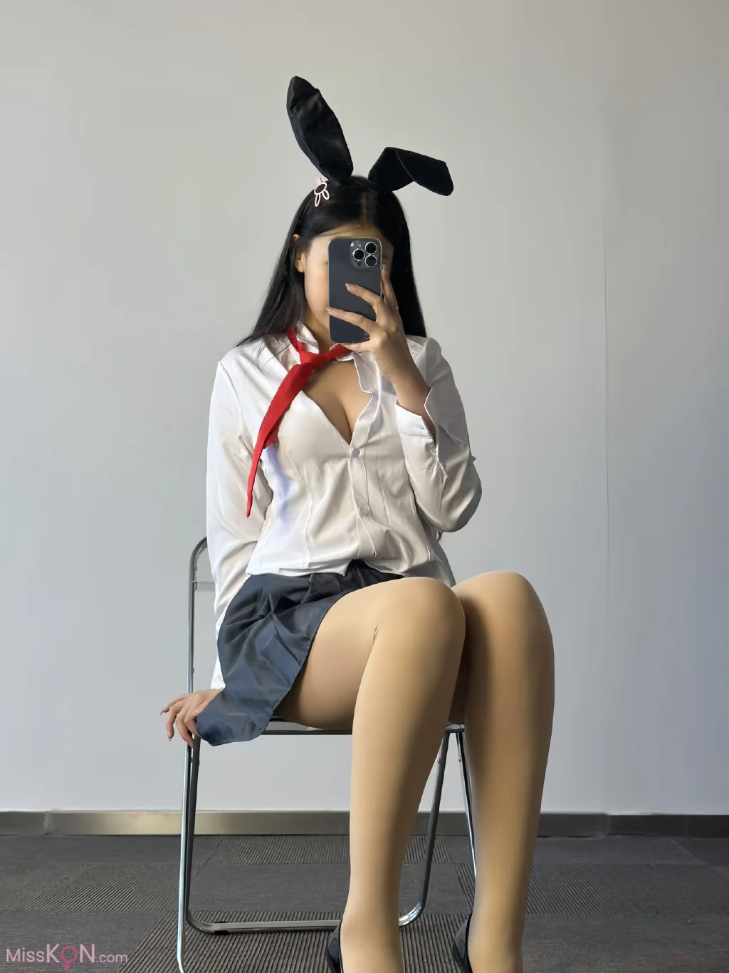 美邵女Baby: 兔女郎学姐性感肉丝 (40 photos)